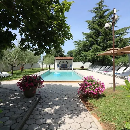 - Lavanda 2 Holiday home Porec